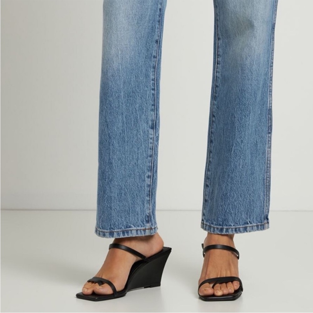 St. Agni Minimal Leather Wedge Sandal